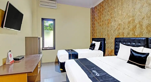 Dreier Suite Collection O 91666 Meyli Guesthouse