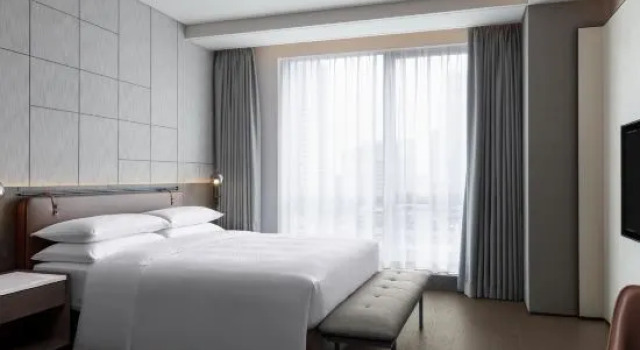 Люкс Four Points by Sheraton Chengdu Tianfu New Area