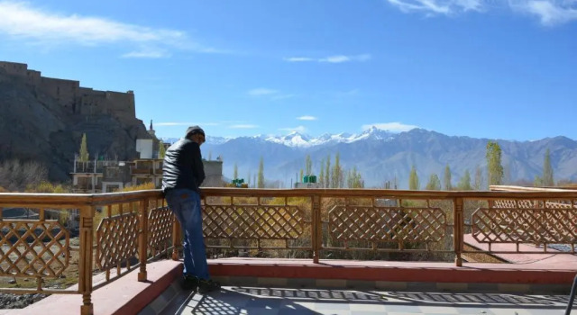 New Royal Guest House, Забронировать Гостевой дом Гостевые дома Лех, рядом с Namgyal Tsemo Gompa, Гостевой дом