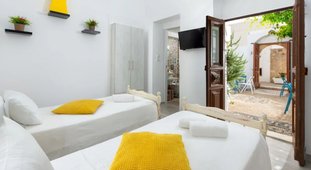 Студия Lindos Citrin Studios