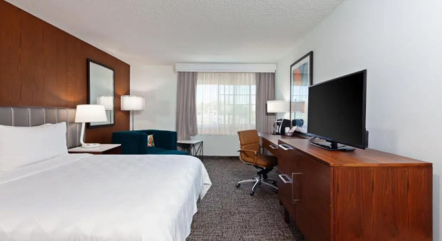 Run of House Holiday Inn & Suites San Mateo - SFO by IHG