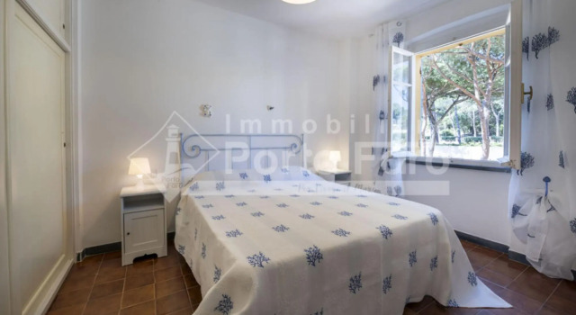 Apartment 15 faro - TWO ROOM APARTMENT BY THE SEA-15F PORTO FARO, Book Lejlighed Palau Emerald Coast