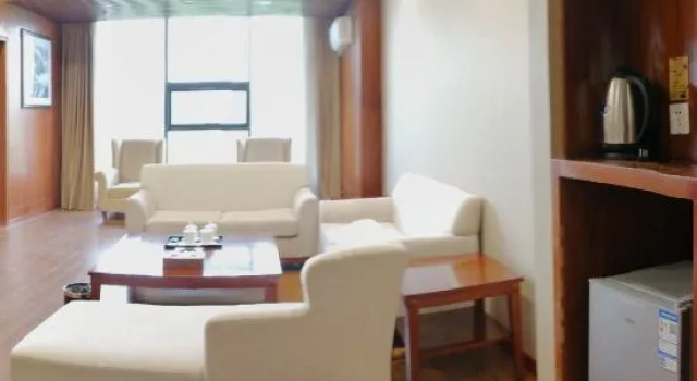 Двухместный люкс Deluxe Bei Long Garden Hotel - Qingzhou