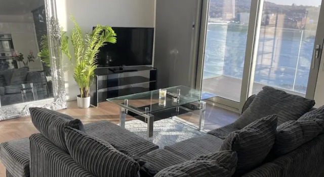 Inviting 2-bed Apartment in London