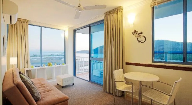 Люкс c 1 комнатой at Whitsunday Vista Holiday Apartments