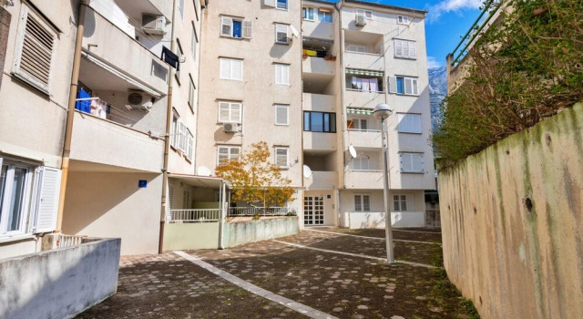 Beautiful Apartment in Makarska With Wifi and 2 Bedrooms, Забронировать Апартаменты/квартира Апартаменты Макарска, рядом с Набережная Рива (Макарска), Апартаменты/квартира