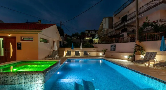 Апартаменты с 3 комнатами с балконом и с красивым видом из окна Apartments Villa Magdalena