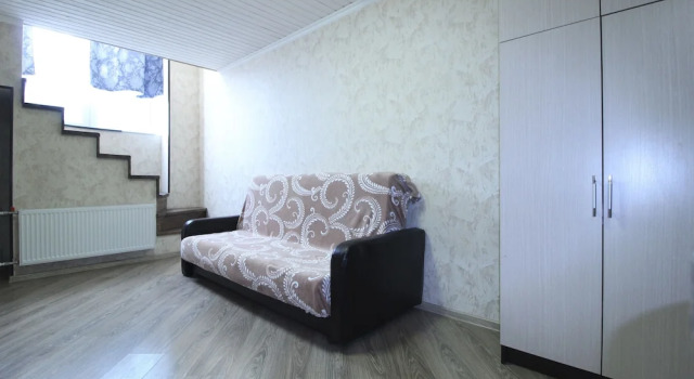 Flats of Moscow Bi-Level Apartments, Prenota Appartamento Danilovsky 
