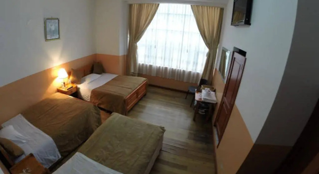 Hotel Centro Quito Ecuador, Забронировать Отель Centro Histórico Кито, рядом с Del Arbolito Park