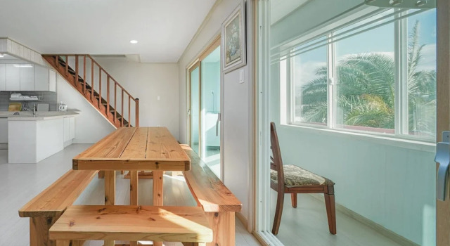 Jeju CountryFarmpension, Забронировать Гостевой дом Отели Согвипхо с парковкой, Парковка