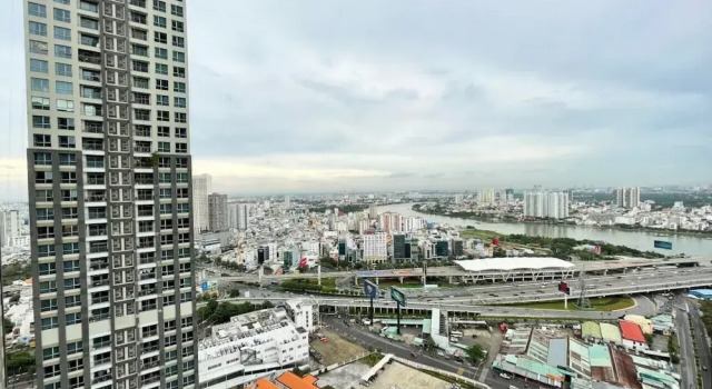Апартаменты c 1 комнатой с балконом и с видом на город DongDong LUX APT - Vinhomes Central Park