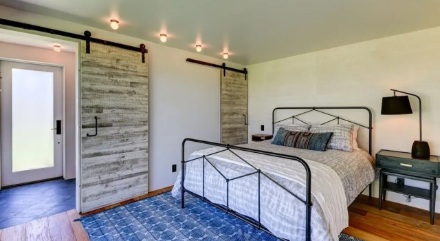 Haena Beach House 2 Bedroom Home by RedAwning