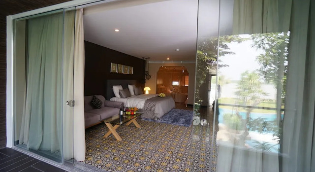 Номер Deluxe с балконом и с видом на сад Plumeria Private Villa