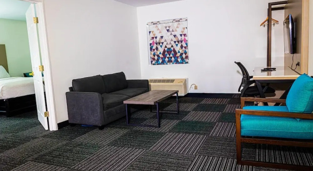 Шестиместный номер Standard Baymont by Wyndham Port Wentworth