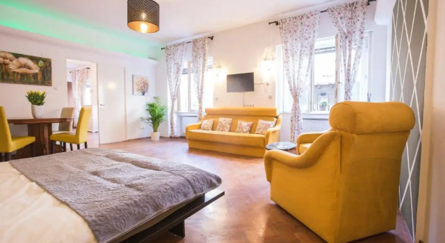 Color Apartments Nicolae Tonitza St