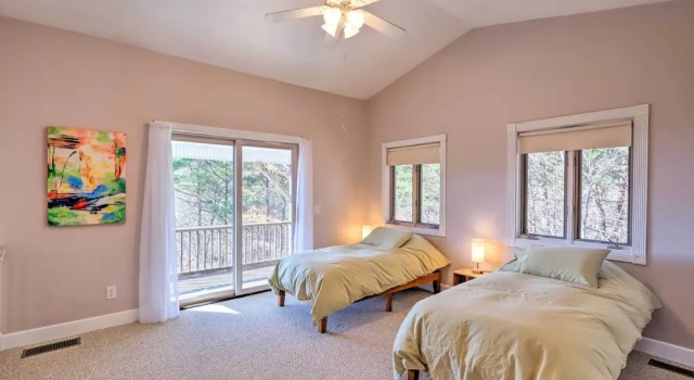 Коттедж Expansive Murphy Retreat w/ Mountain Views