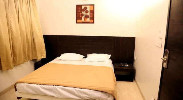 Sri Valli Vilas Residency, Varaa Hotelli Cuddalore Tamil Nadu
