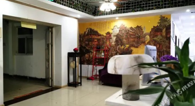 Dacheng Xiaozhan Hotel (Shenzhen Fanshen Metro Station)