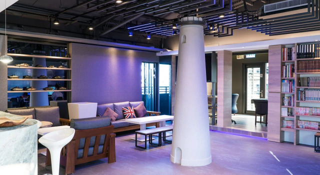 Кровать в общем номере Taipei Discover Hostel