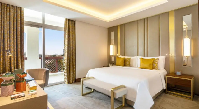 Двухместный люкс Deluxe c 1 комнатой с балконом Al Messila, A Luxury Collection Resort & Spa, Doha