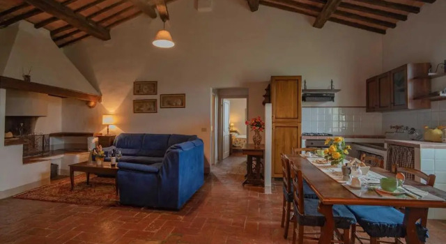 Коттедж с 4 комнатами Agriturismo La Ripolina