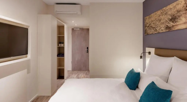 Номер Deluxe Amper Art Hotel