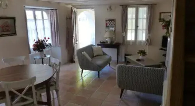 Les Hirondelles, Reservar Hotel Fources Gers