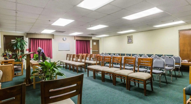 Quality Inn & Suites near Coliseum and Hwy 231 North, Prenota Hotel Hotel a Alabama con piscina, Piscina