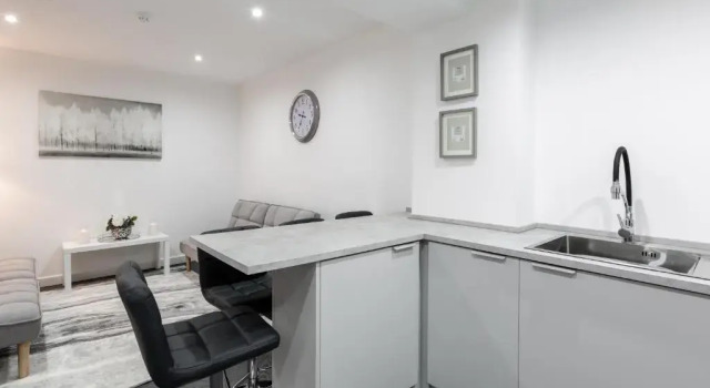 RST Luxury Aparthotel, Prenota Hotel Liverpool Merseyside