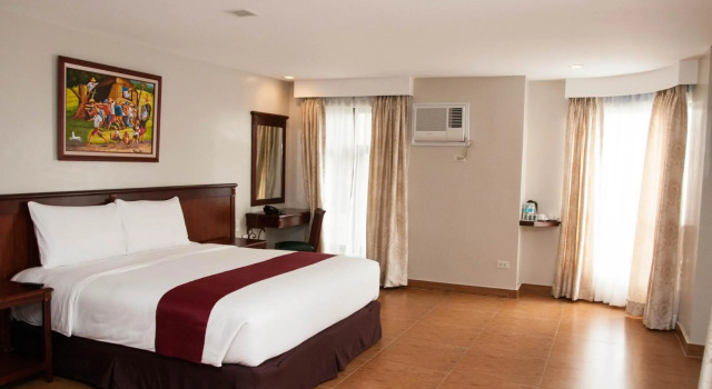 MJ Hotel & Suites