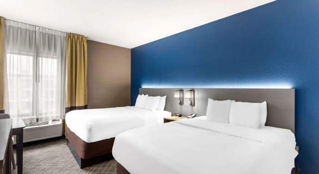 Четырёхместный люкс Comfort Inn & Suites Kenosha-Pleasant Prairie