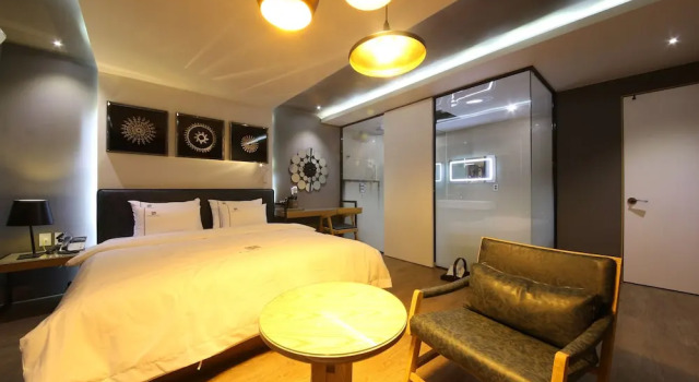 Двухместный люкс Avenue Hotel