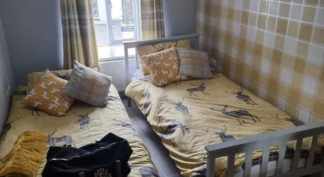 Dog Friendly 2-bed Apartment in Newcastle Emlyn