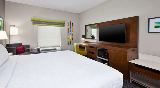 Номер Standard Hampton Inn Clarion