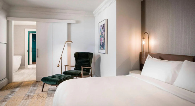 Двухместный люкс c 1 комнатой The Elizabeth Hotel, Autograph Collection
