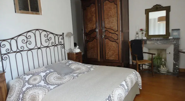 Les 2 Madeleine, Rezerwuj Hotel Hotele w Charente-Maritime z parkingiem, Parking