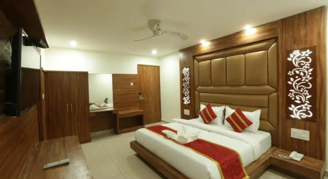 Hotel Katra Grand, Забронировать Отель Отели Джамму и Кашмира с парковкой, Парковка