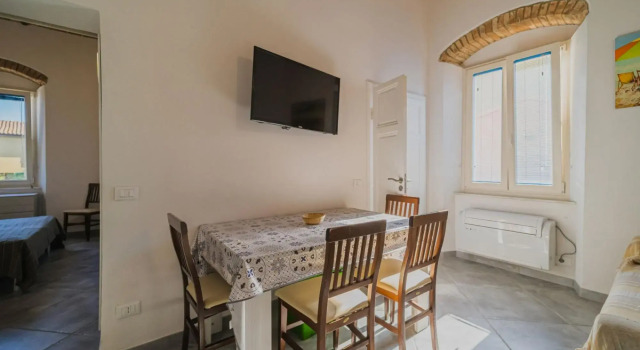 2 bed-room Brezza Marina apartment on the seafront of Marina di Campo-TRILO BREZZA MARINA, Book Apartment Marina di Campo Elba
