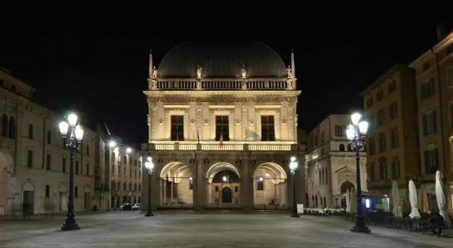 Loft25, Buchen Sie Hotel Hotels in Brescia mit Parkplatz, Parkplätze