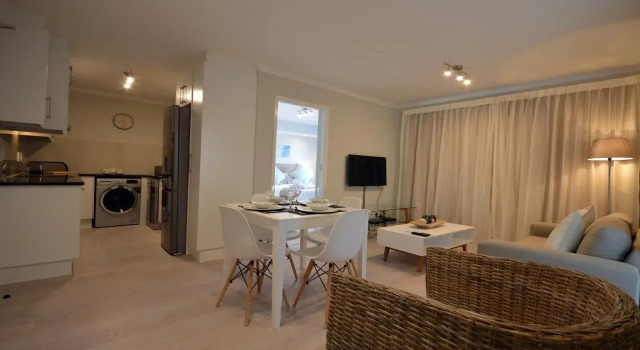 The Paragon Luxury Apartments, Забронировать Апартаменты/квартира Отели Кейптауна с бассейном, рядом с The Heart of Cape Town Museum, Бассейн