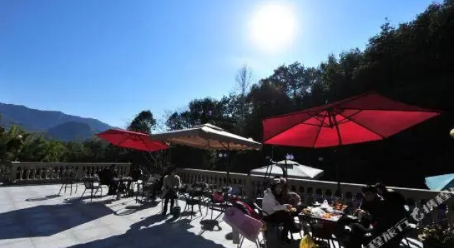 Rui Feng Mountain Hostel, Prenota Ostello Wenzhou Zhejiang
