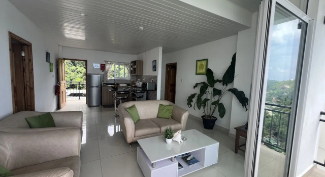 Семейные апартаменты с 2 комнатами с видом на океан Creole Pearl Self-Catering