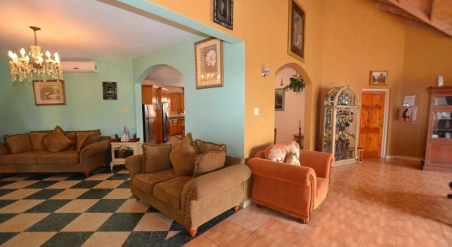 Spacious 6 BR Villa with Pool - Montego Bay - PRJ 1246, Забронировать Вилла Отели Монтего-Бэй 4 звезды, рядом с Залив Махо, 4*