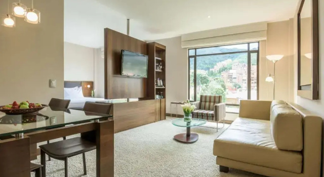 Полулюкс NH Collection Bogota Hacienda Royal