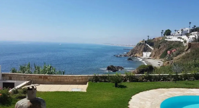 Villa  Amr, Rezerwuj Willa Hotele w Tanger-Tetouan z parkingiem, Parking