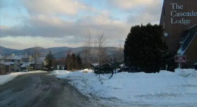 Cascades Lodge