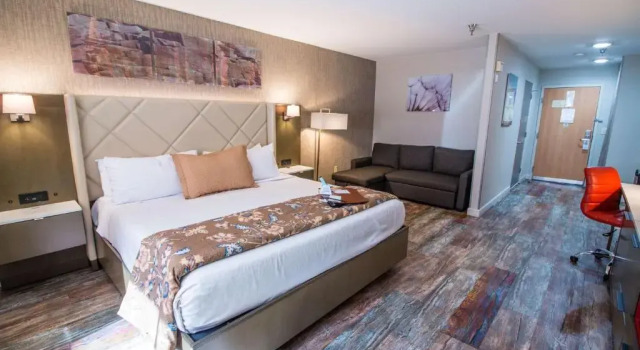 Номер Deluxe Empeiria High Sierra Hotel