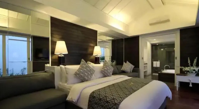Номер Standard Astana Batubelig Suite Pool Villa Seminyak