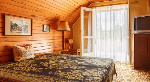 House Merlin Balatonfenyves, Prenota Hotel Balatonfenyves 