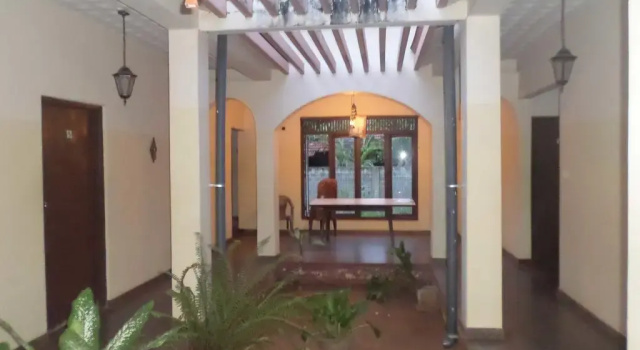 Sarras Guest House